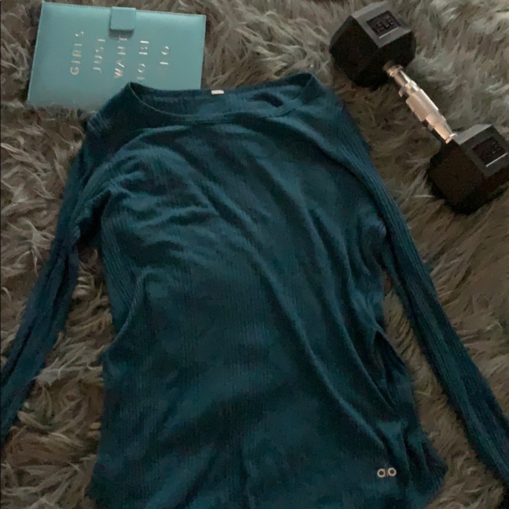 ALO Yoga Teal Top